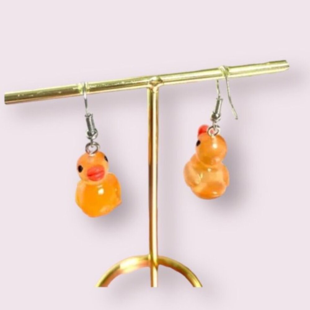 ⭐️❤️ FREE Duck Quack Cute Girly Trendy Hipster Funny Drop Pop Art Artsy Earrings